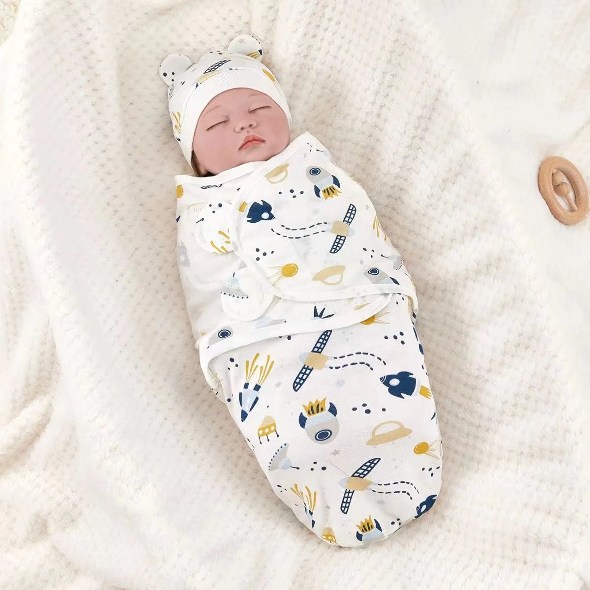 Cartoon Print Swaddle & Hat Gift Set